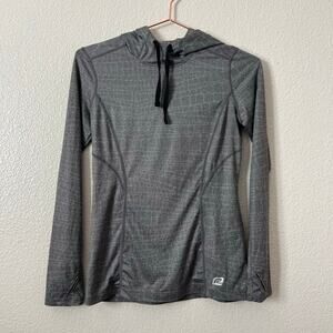 Road Runner hooded long sleeve active tee heather gray thumb holes